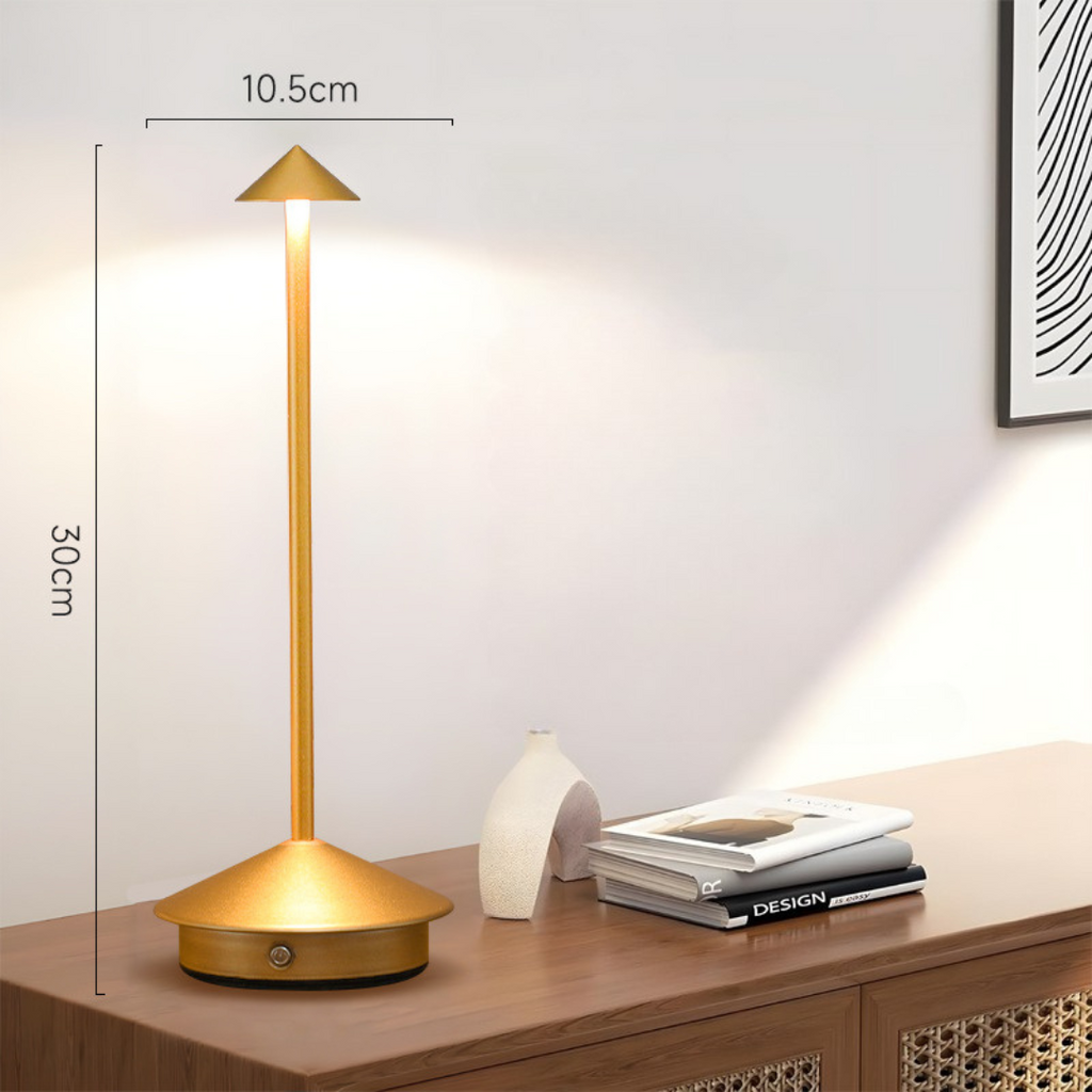 Cordless LED table lamp in gold