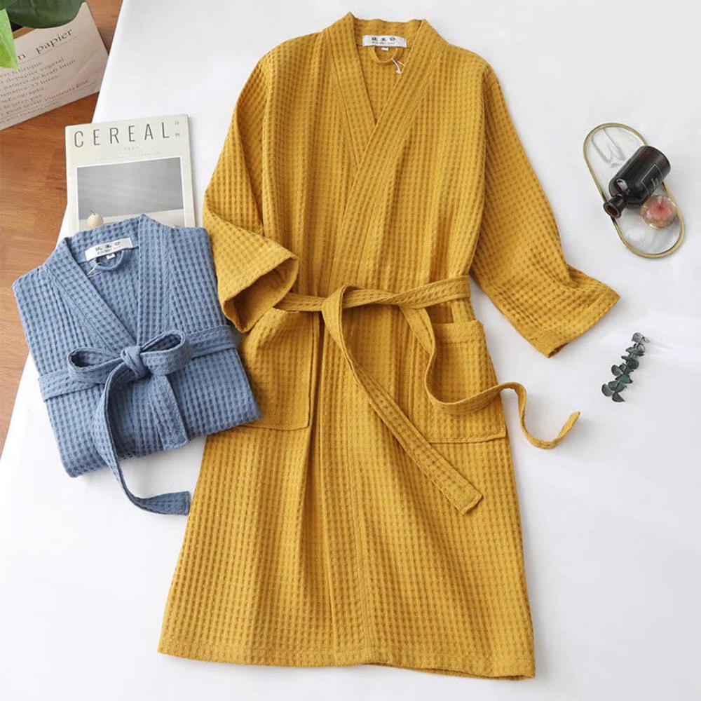 Spa robe with tie belt